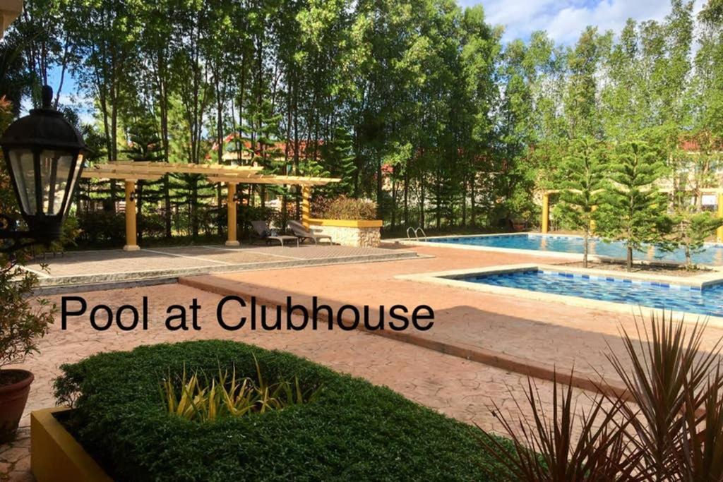 Brew Home Bacolod - 3 Bedroom House Exterior foto